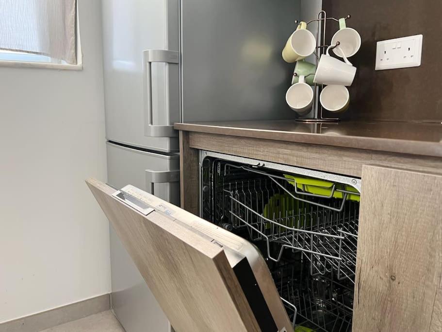 Modern Apartment In مارساسكالا المظهر الخارجي الصورة